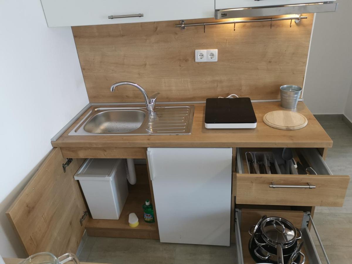 לוקבה Apartments Zina מראה חיצוני תמונה
