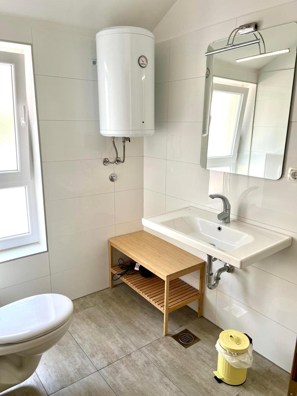 לוקבה Apartments Zina מראה חיצוני תמונה